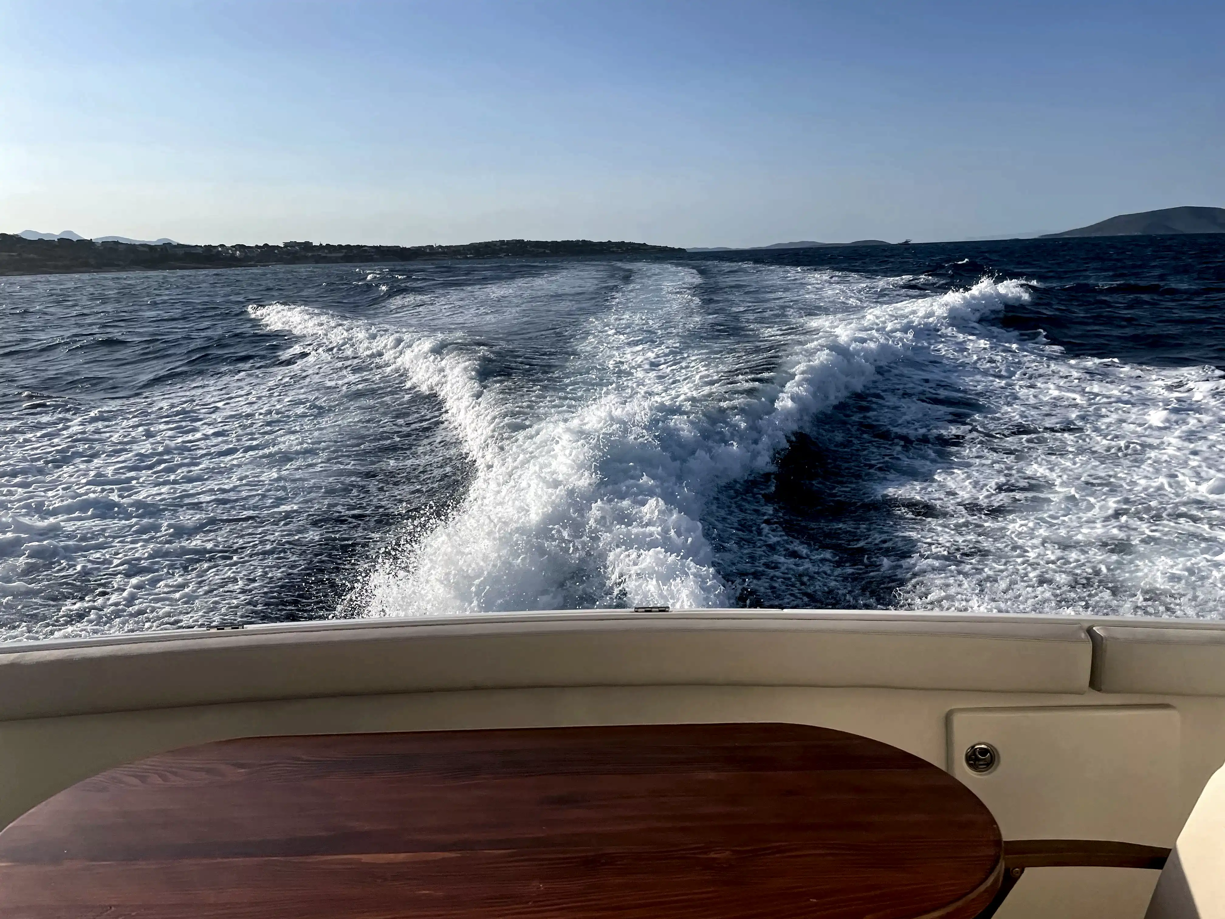 çeşme yat kiralama 72