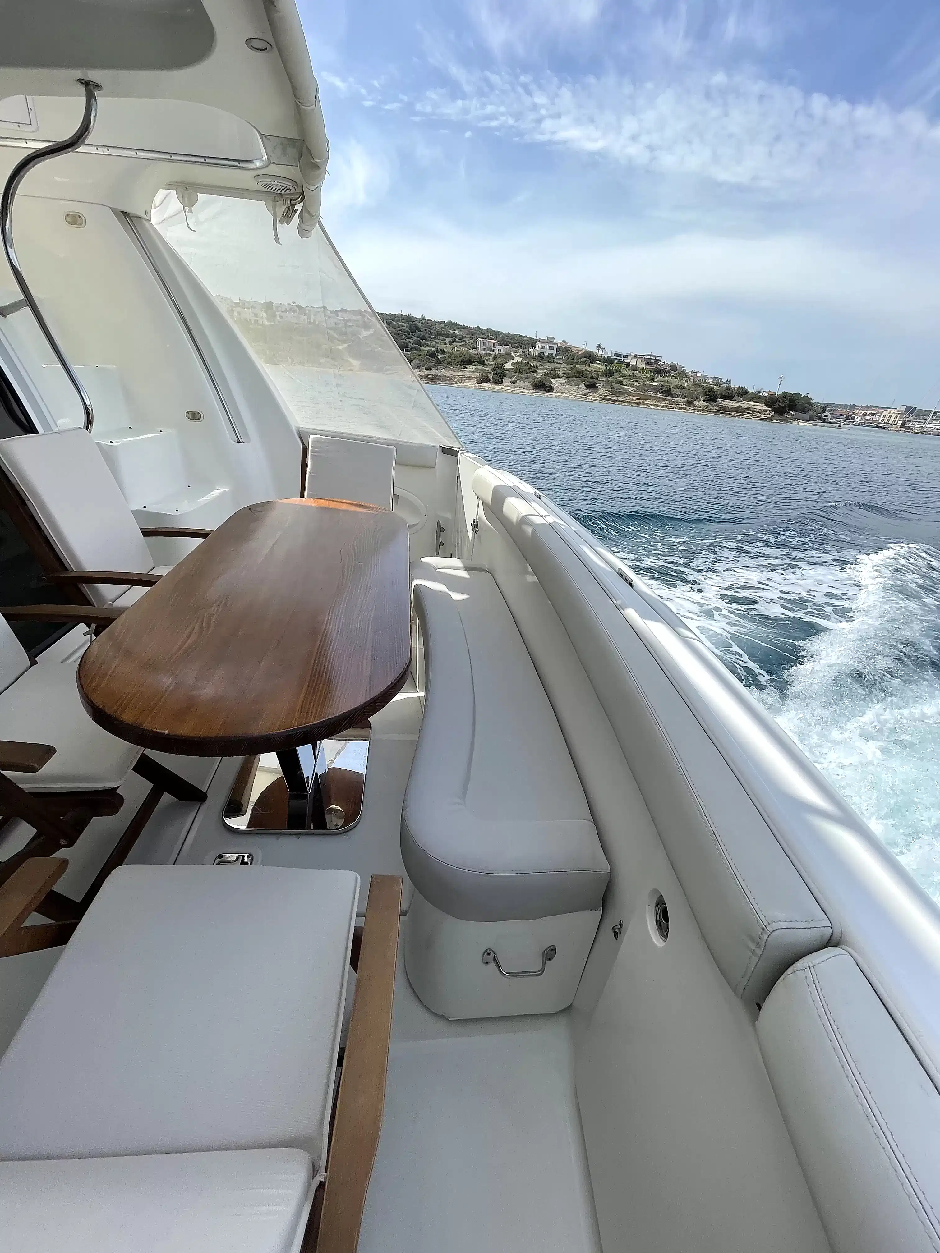 çeşme yat kiralama 6